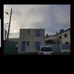 Joli 50 M2 Classé 3 Etoiles Avec Terrasse Et Jardin
