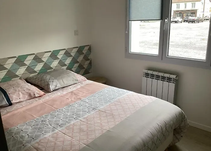 Joli 50 M2 Classe 3 Etoiles Avec Terrasse Et Jardin Daire